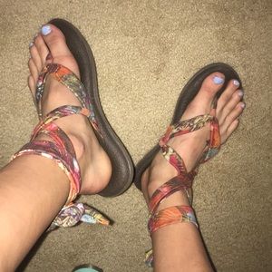 Lace up sanuk sandals